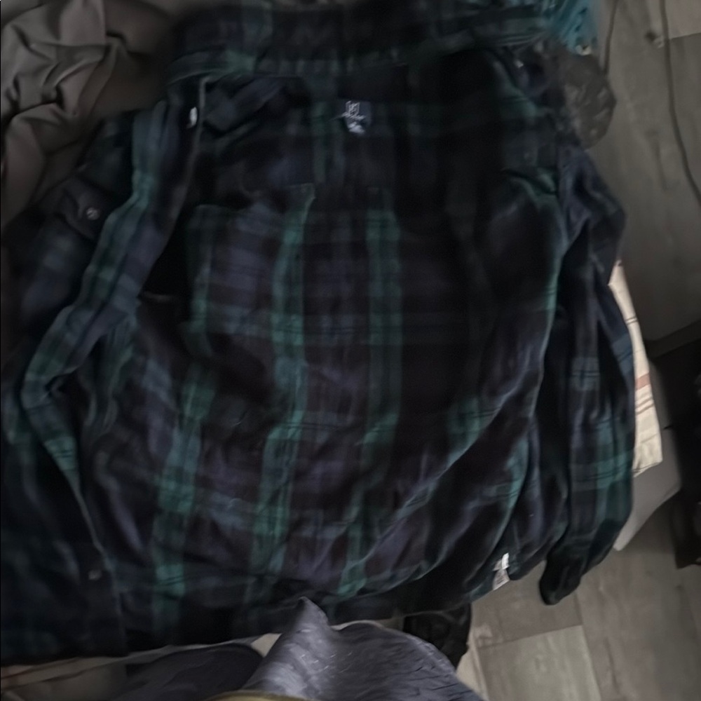 Green and Black Lightweight Shirt Jacket with Plaid Pattern